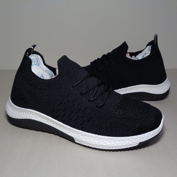 Danskin Size 7.5 M FREE Black Knit Lace Up Sneakers New Women's Shoes - Picture 1 of 16